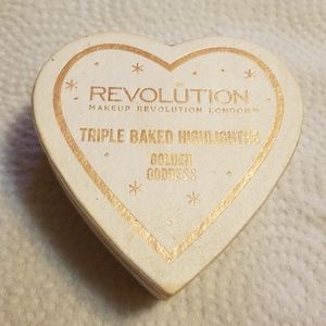 Makeup Revolution Baked Highlighter